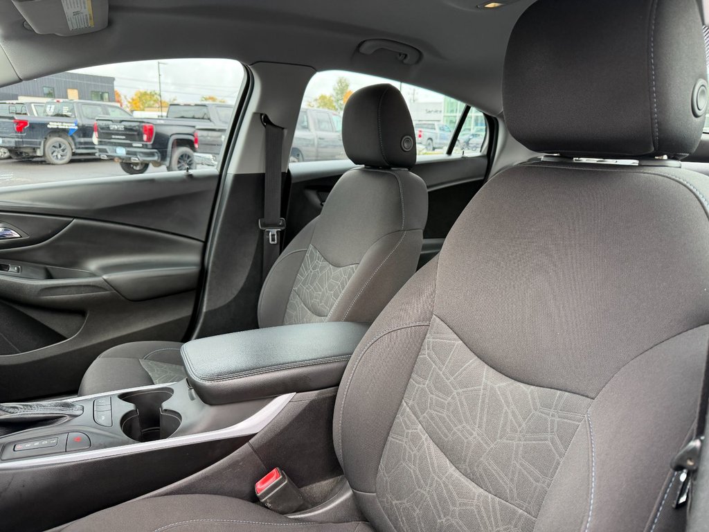 Chevrolet Volt  2018 à Victoriaville, Québec - 15 - w1024h768px