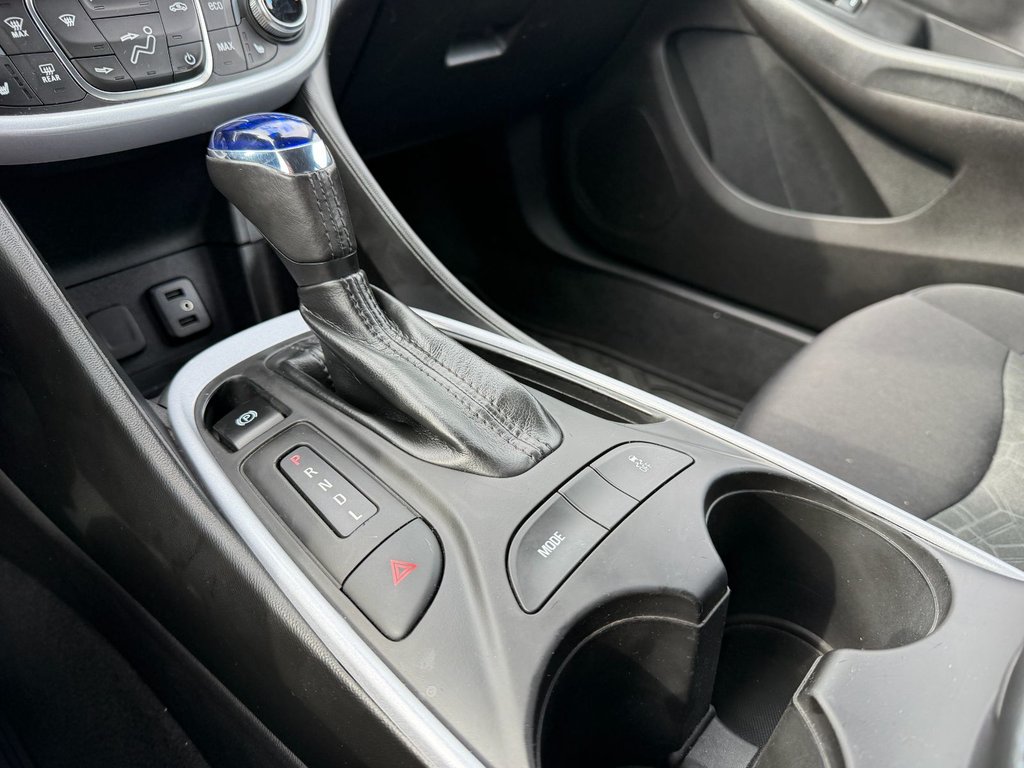 Chevrolet Volt  2018 à Victoriaville, Québec - 18 - w1024h768px
