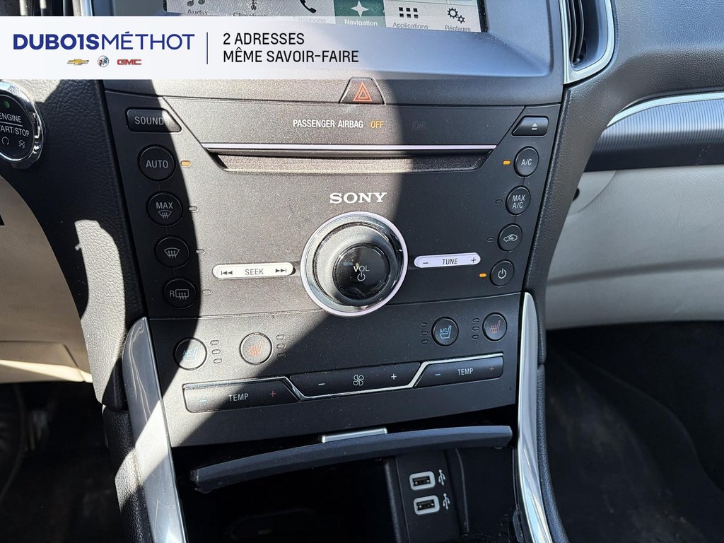 Ford Edge TITANIUM, AWD, TOIT, CUIR, INT BEIGE, V6 3.5L !!! 2016 à Victoriaville, Québec - 15 - w1024h768px