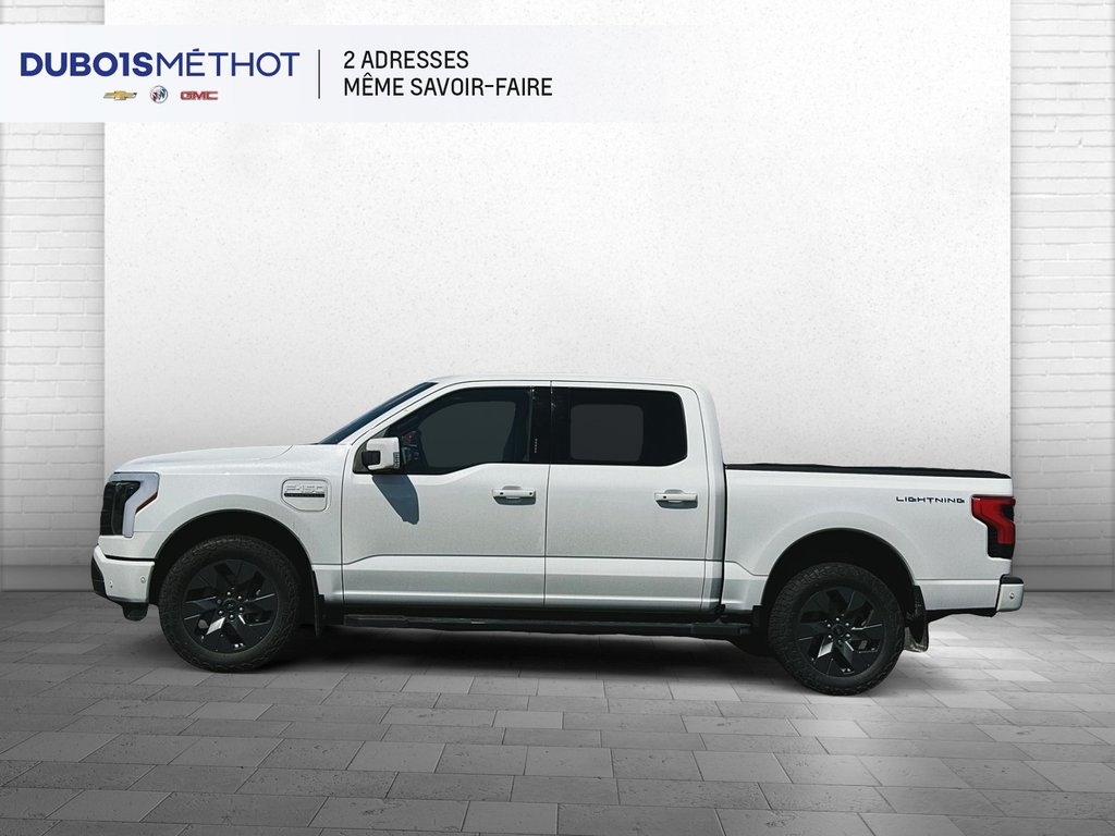 Ford F-150 Lightning LARIAT 100% ELECTRIQUE GROSSE BATTERIE CUIR TOIT ! 2023 à Plessisville, Québec - 4 - w1024h768px