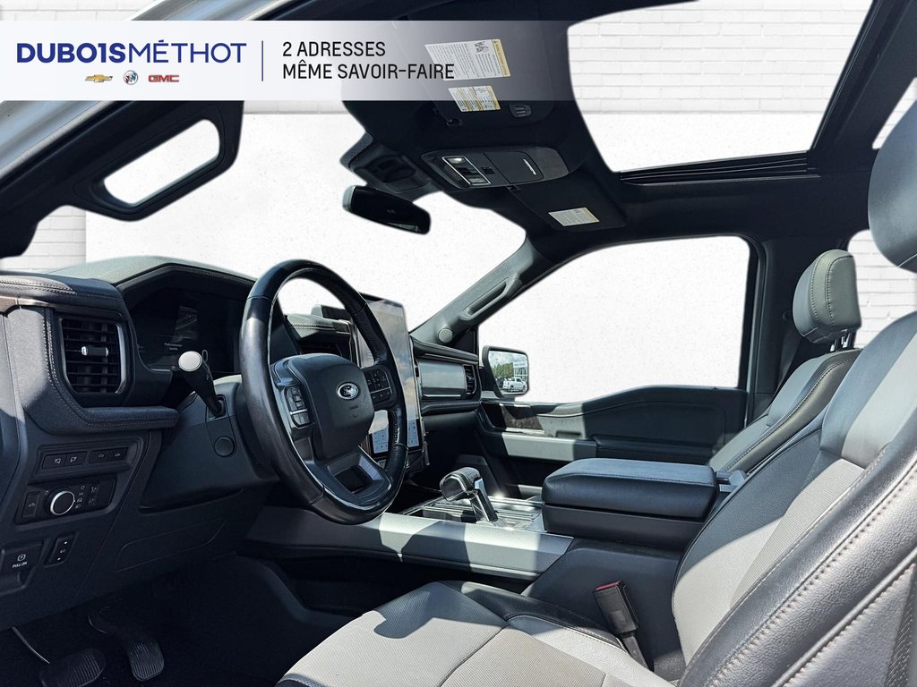 Ford F-150 Lightning LARIAT 100% ELECTRIQUE GROSSE BATTERIE CUIR TOIT ! 2023 à Plessisville, Québec - 19 - w1024h768px