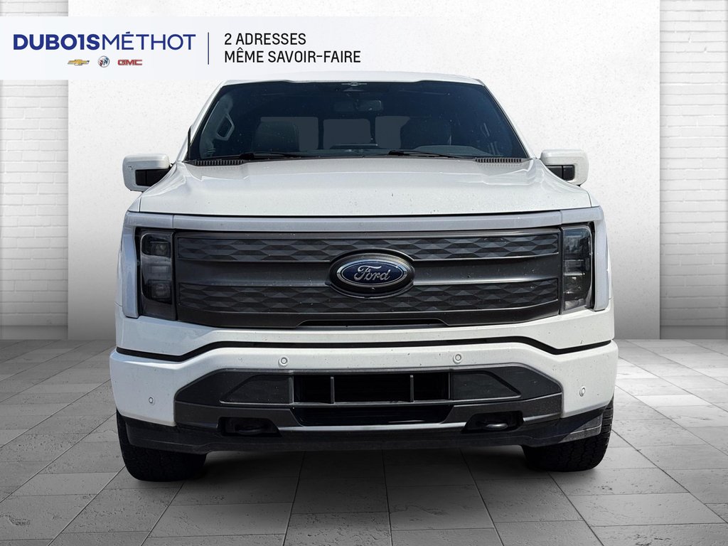 Ford F-150 Lightning LARIAT 100% ELECTRIQUE GROSSE BATTERIE CUIR TOIT ! 2023 à Plessisville, Québec - 3 - w1024h768px