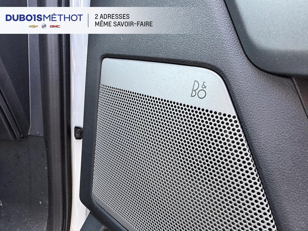 Ford F-150 Lightning LARIAT 100% ELECTRIQUE GROSSE BATTERIE CUIR TOIT ! 2023 à Plessisville, Québec - 18 - w1024h768px