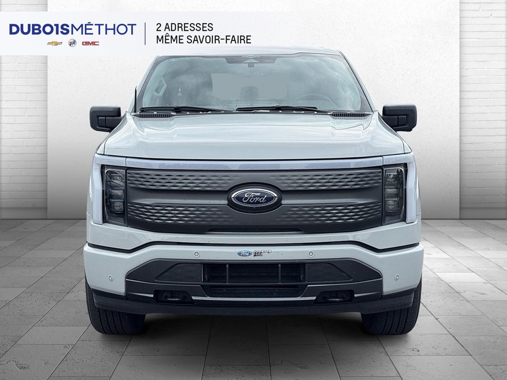 2023 Ford F-150 Lightning in Victoriaville, Quebec - 3 - w1024h768px