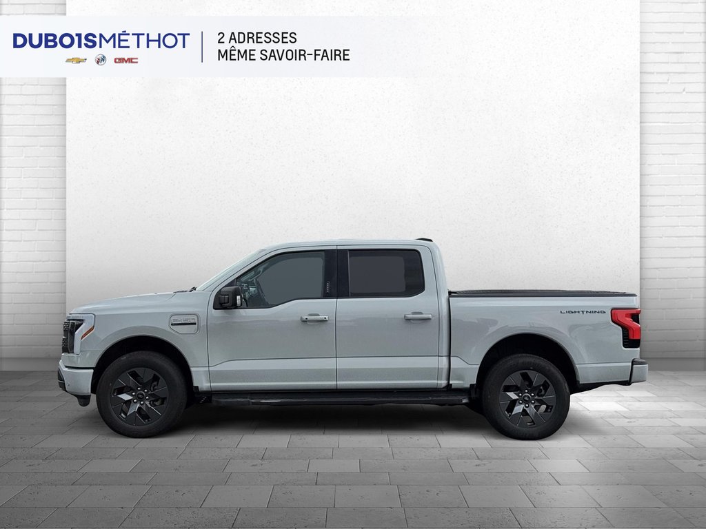 2023 Ford F-150 Lightning in Victoriaville, Quebec - 4 - w1024h768px