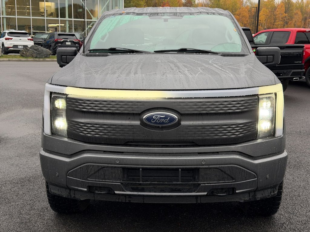 Ford F-150 Lightning  2023 à Plessisville, Québec - 4 - w1024h768px