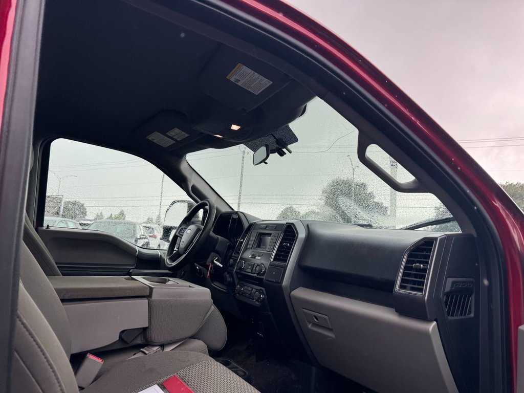 2017 Ford F-150 in Plessisville, Quebec - 14 - w1024h768px
