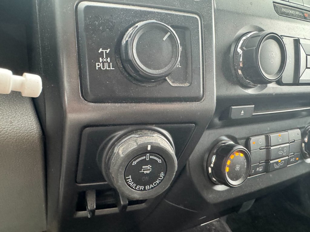 2017 Ford F-150 in Plessisville, Quebec - 20 - w1024h768px