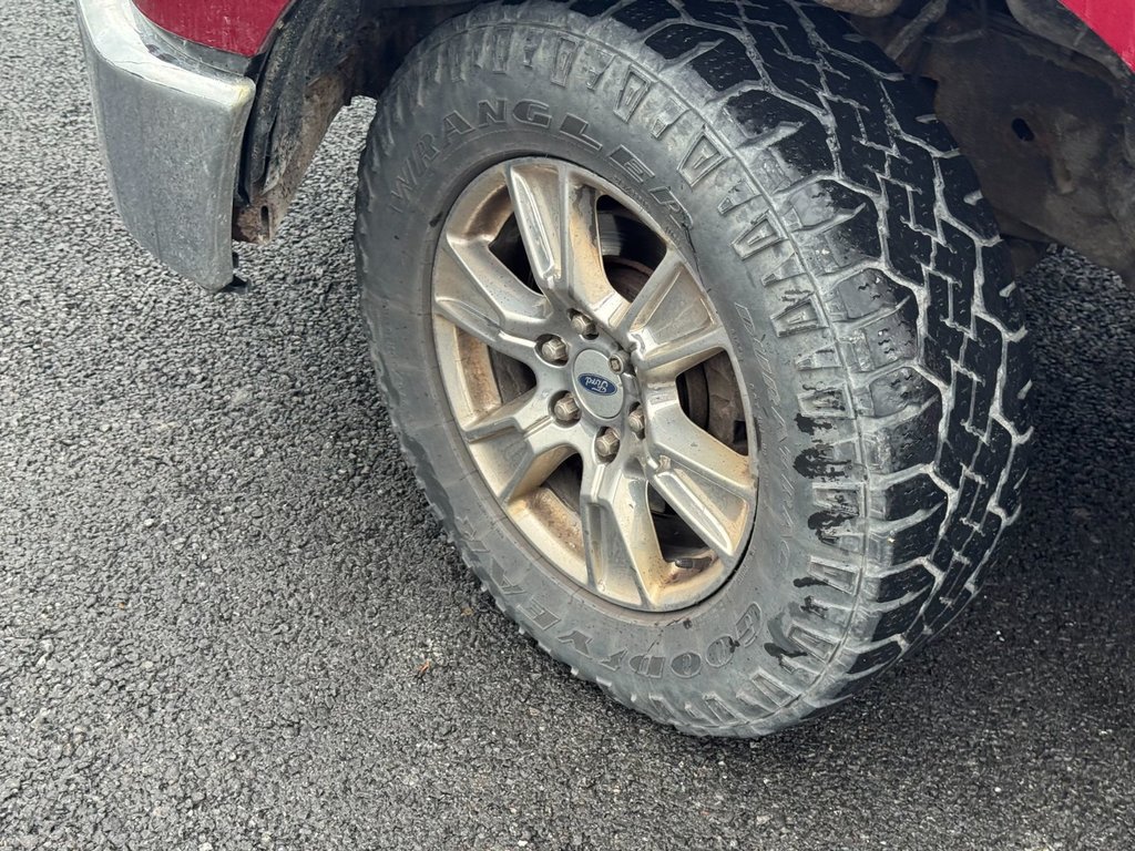 2017 Ford F-150 in Plessisville, Quebec - 2 - w1024h768px