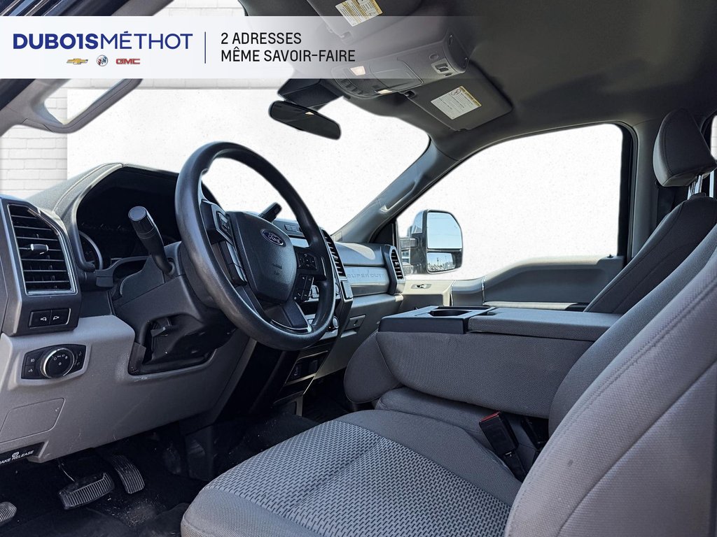 2022 Ford Super Duty F-250 SRW POWERSTROKE DIESEL 6.7L, CREW, LIFT KIT !!! in Victoriaville, Quebec - 27 - w1024h768px