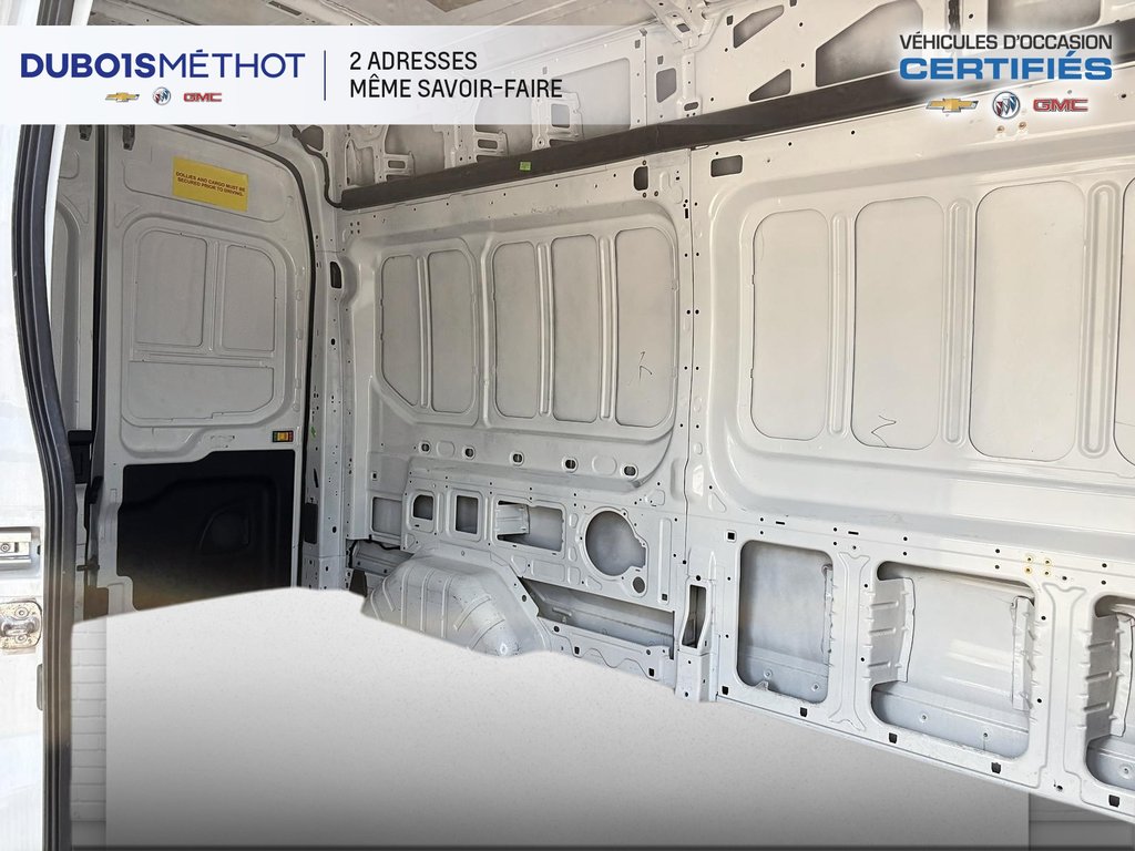 2022 Ford Transit Cargo Van in Victoriaville, Quebec - 14 - w1024h768px