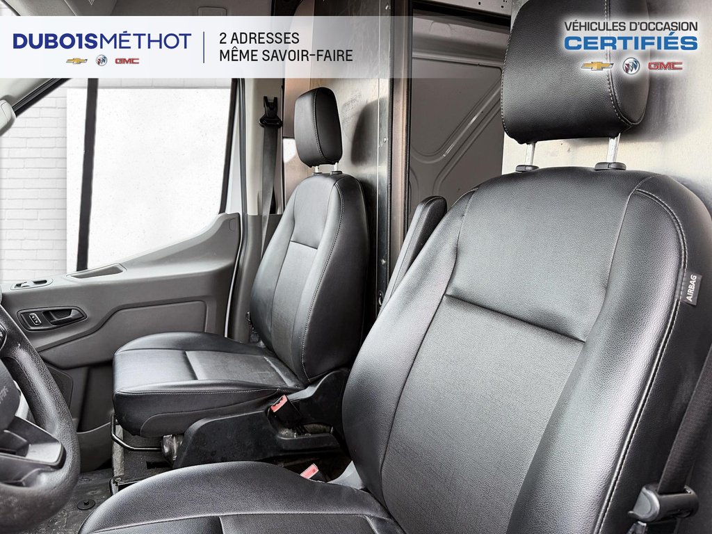 Ford Transit Cargo Van T-250, V6 3.5L, 148', HIGH ROOF/ TOIT ELEVE !!! 2022 à Plessisville, Québec - 22 - w1024h768px