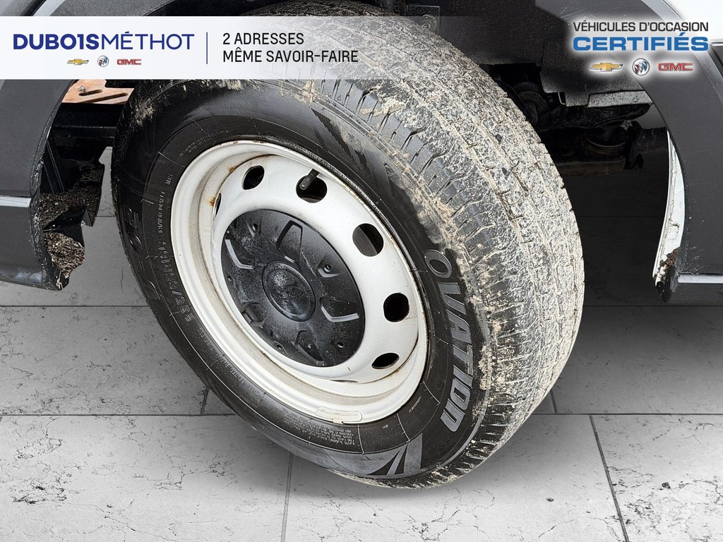 Ford Transit Cargo Van T-250, V6 3.5L, 148', HIGH ROOF/ TOIT ELEVE !!! 2022 à Plessisville, Québec - 2 - w1024h768px
