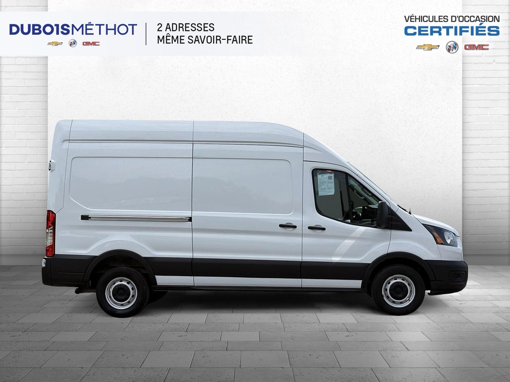 2022 Ford Transit Cargo Van in Victoriaville, Quebec - 7 - w1024h768px