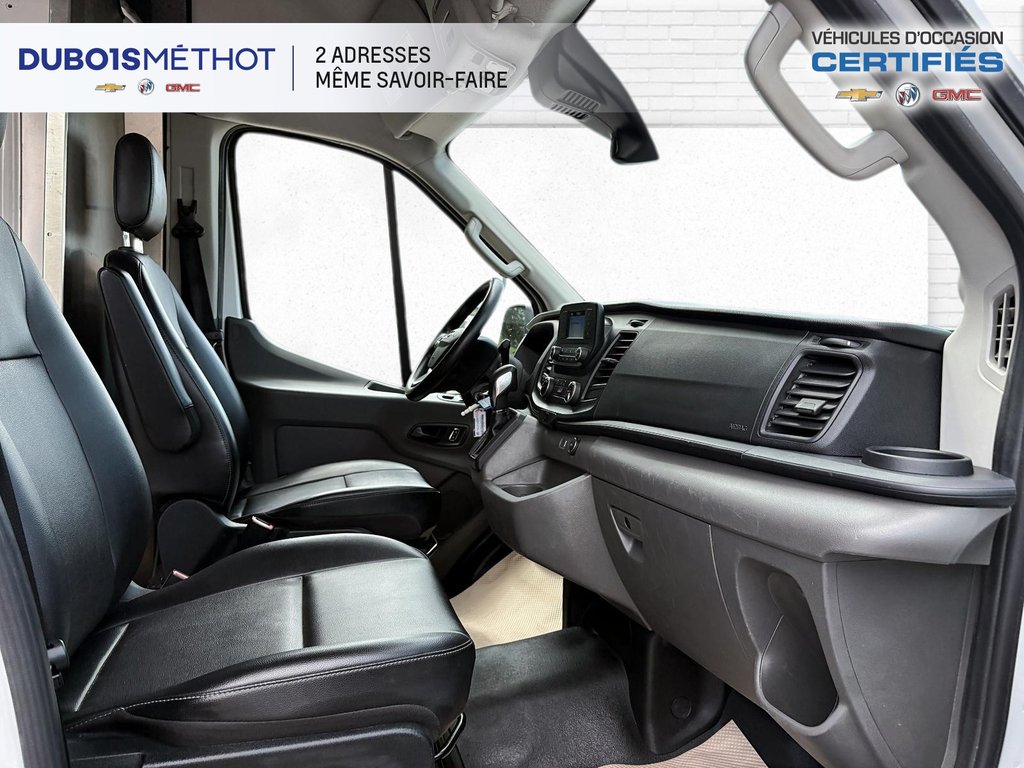 2022 Ford Transit Cargo Van in Victoriaville, Quebec - 16 - w1024h768px