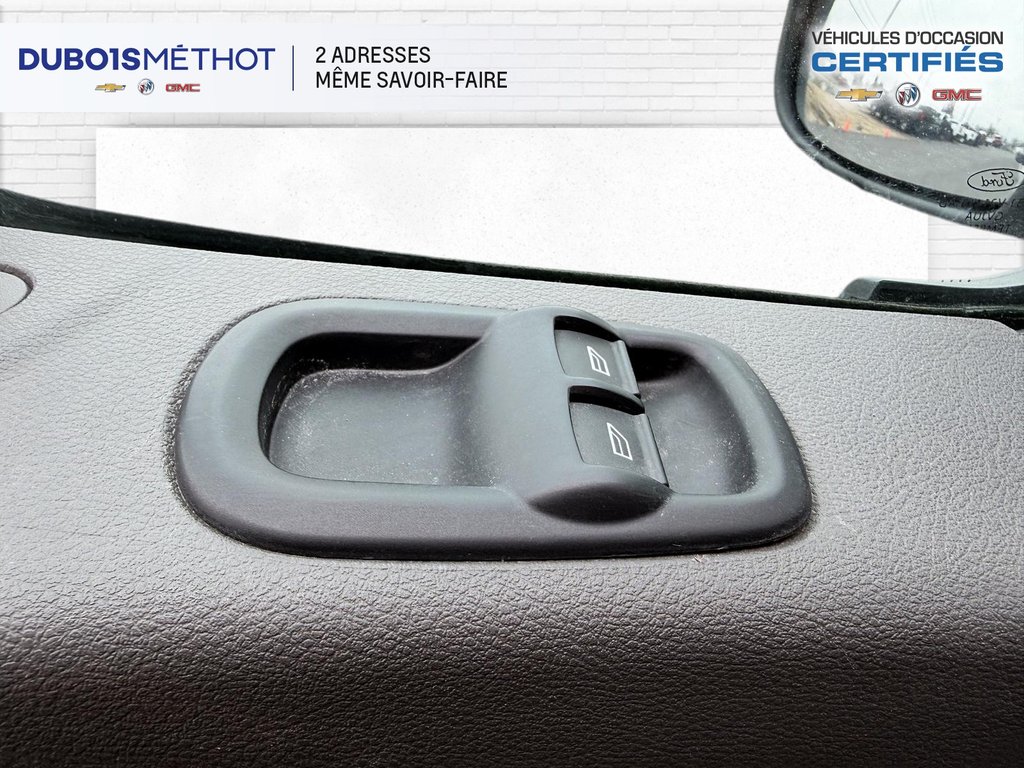 Ford Transit Cargo Van T-250, V6 3.5L, 148', HIGH ROOF/ TOIT ELEVE !!! 2022 à Plessisville, Québec - 19 - w1024h768px