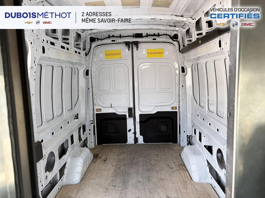 2022 Ford Transit Cargo Van in Victoriaville, Quebec - 15 - w1024h768px