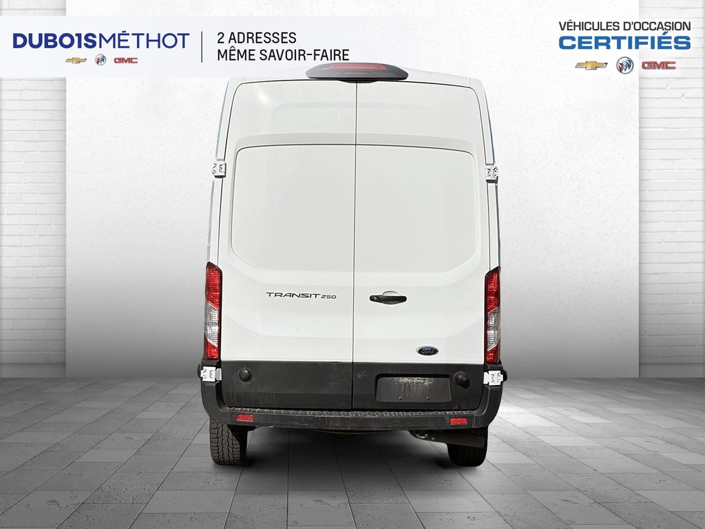 2024 Ford Transit Cargo Van T-250, TOIT ELEVE, HIGH ROOF !!! in Victoriaville, Quebec - 6 - w1024h768px