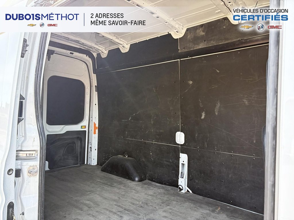 2024 Ford Transit Cargo Van T-250, TOIT ELEVE, HIGH ROOF !!! in Victoriaville, Quebec - 13 - w1024h768px