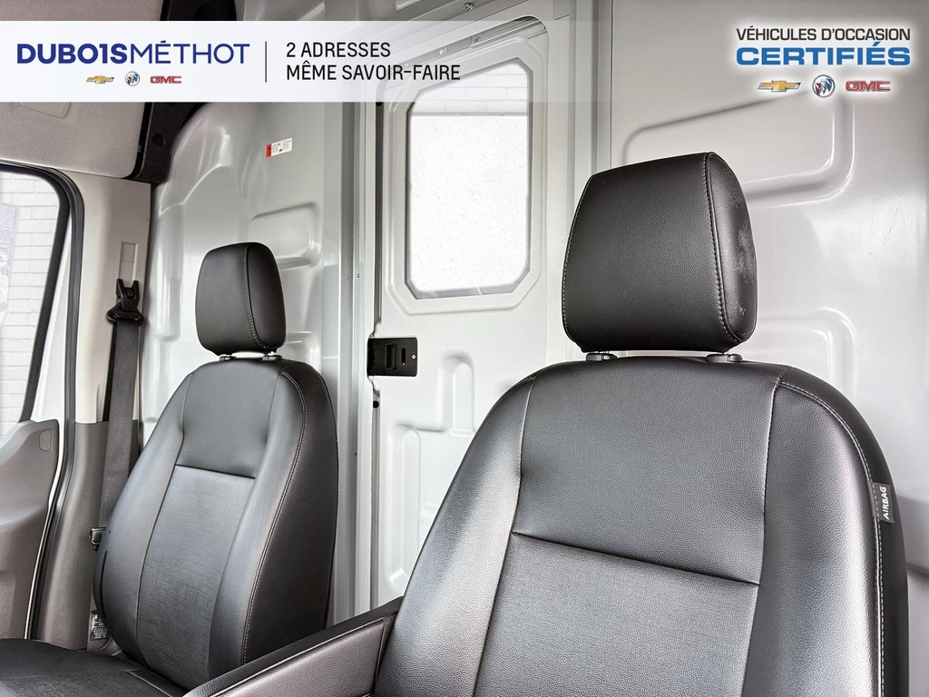 Ford Transit Cargo Van T-250, V6 3.5L, 148', AWD, HIGH ROOF/TOIT ELEVE!! 2025 à Plessisville, Québec - 22 - w1024h768px