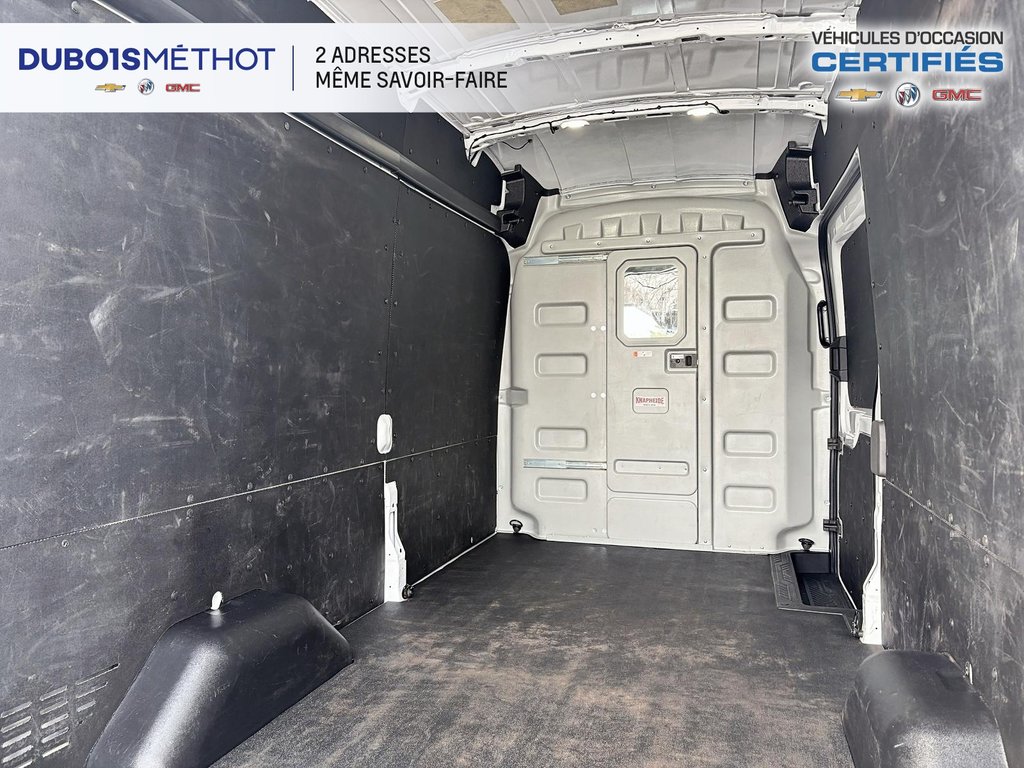 Ford Transit Cargo Van T-250, V6 3.5L, 148', AWD, HIGH ROOF/TOIT ELEVE!! 2025 à Plessisville, Québec - 14 - w1024h768px