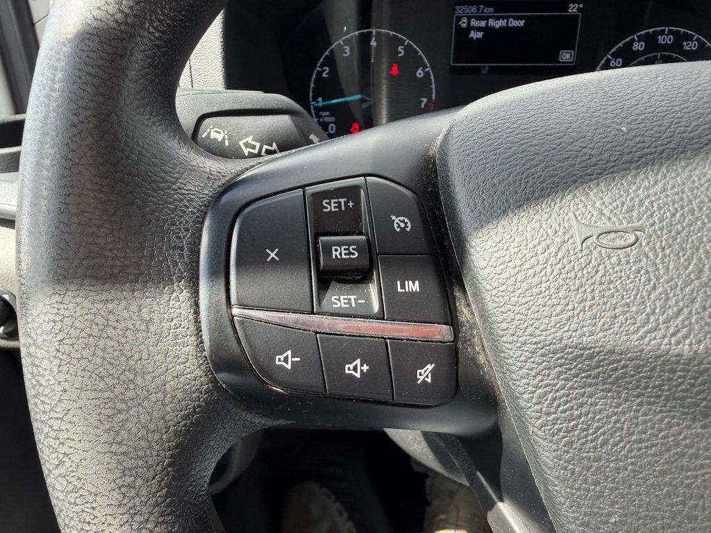 2025 Ford Transit Cargo Van in Victoriaville, Quebec - 21 - w1024h768px