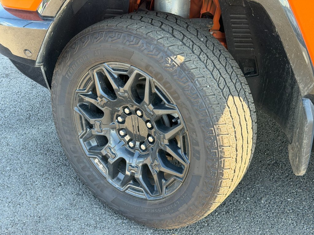 GMC HUMMER EV SUV  2024 à Victoriaville, Québec - 2 - w1024h768px