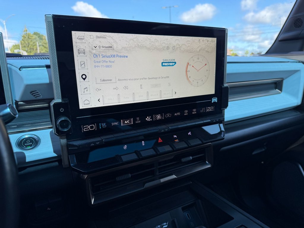 GMC HUMMER EV SUV  2024 à Victoriaville, Québec - 24 - w1024h768px