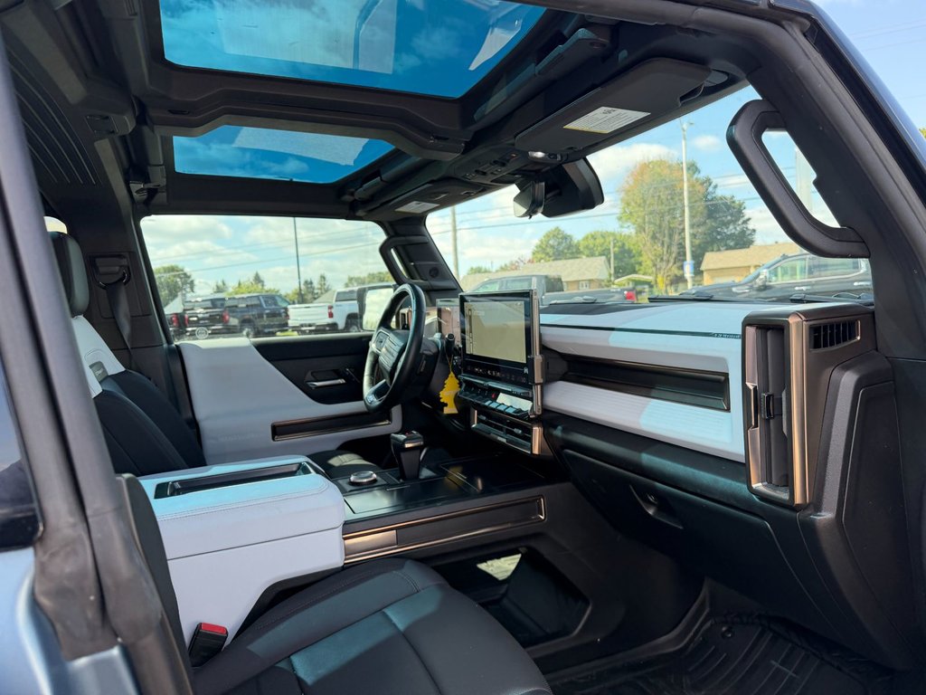 2024 GMC HUMMER EV SUV in Plessisville, Quebec - 16 - w1024h768px