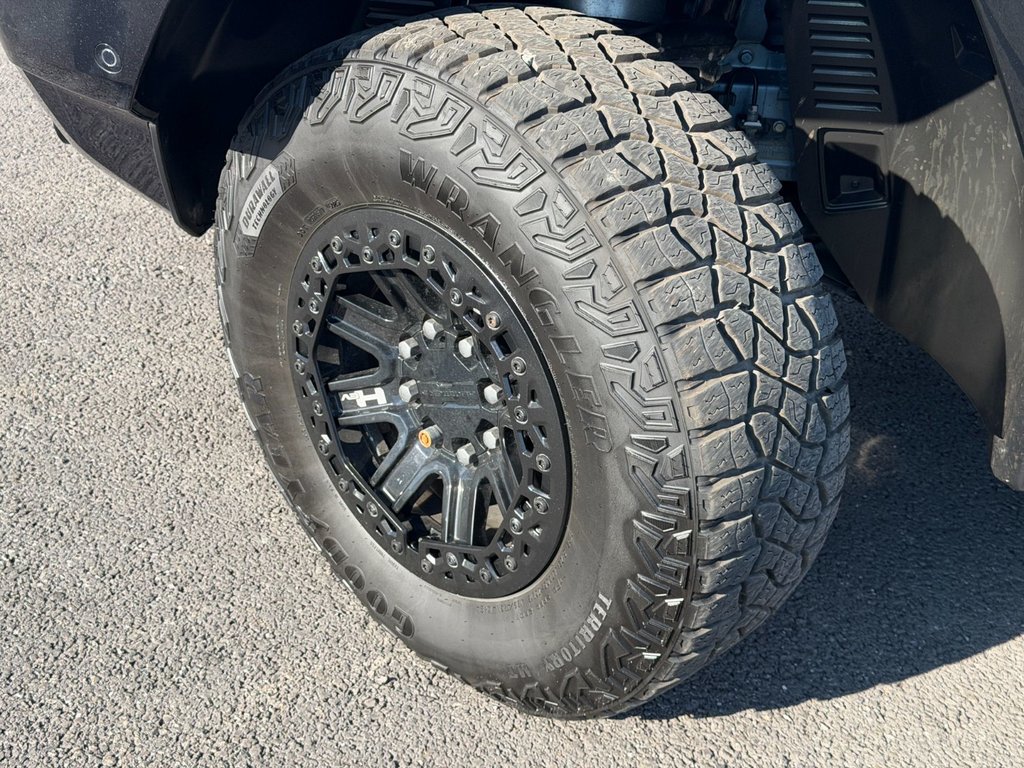 GMC HUMMER EV SUV  2024 à Plessisville, Québec - 22 - w1024h768px