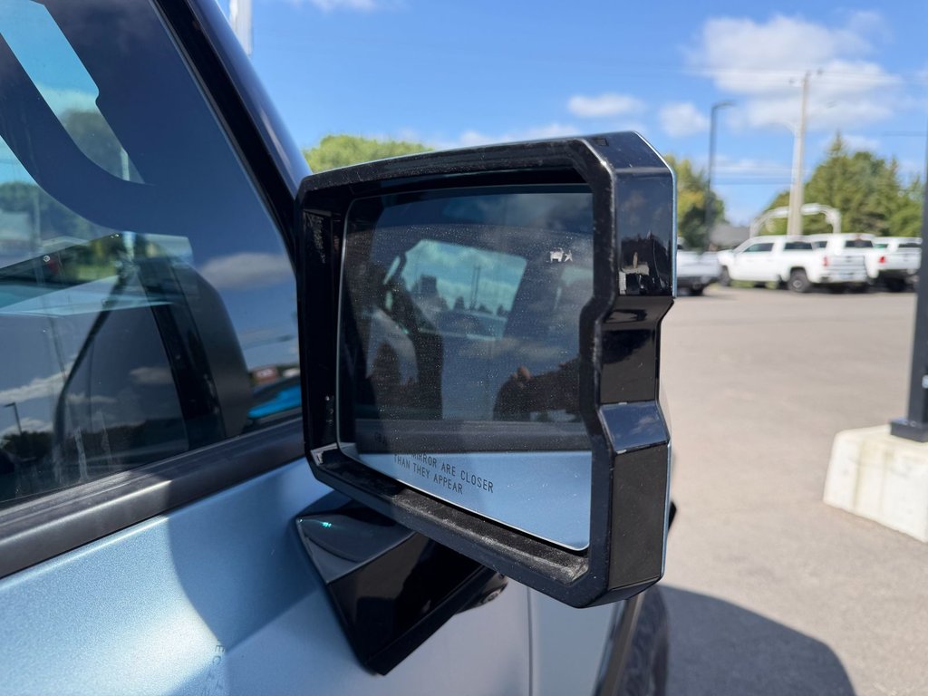 2024 GMC HUMMER EV SUV in Plessisville, Quebec - 14 - w1024h768px