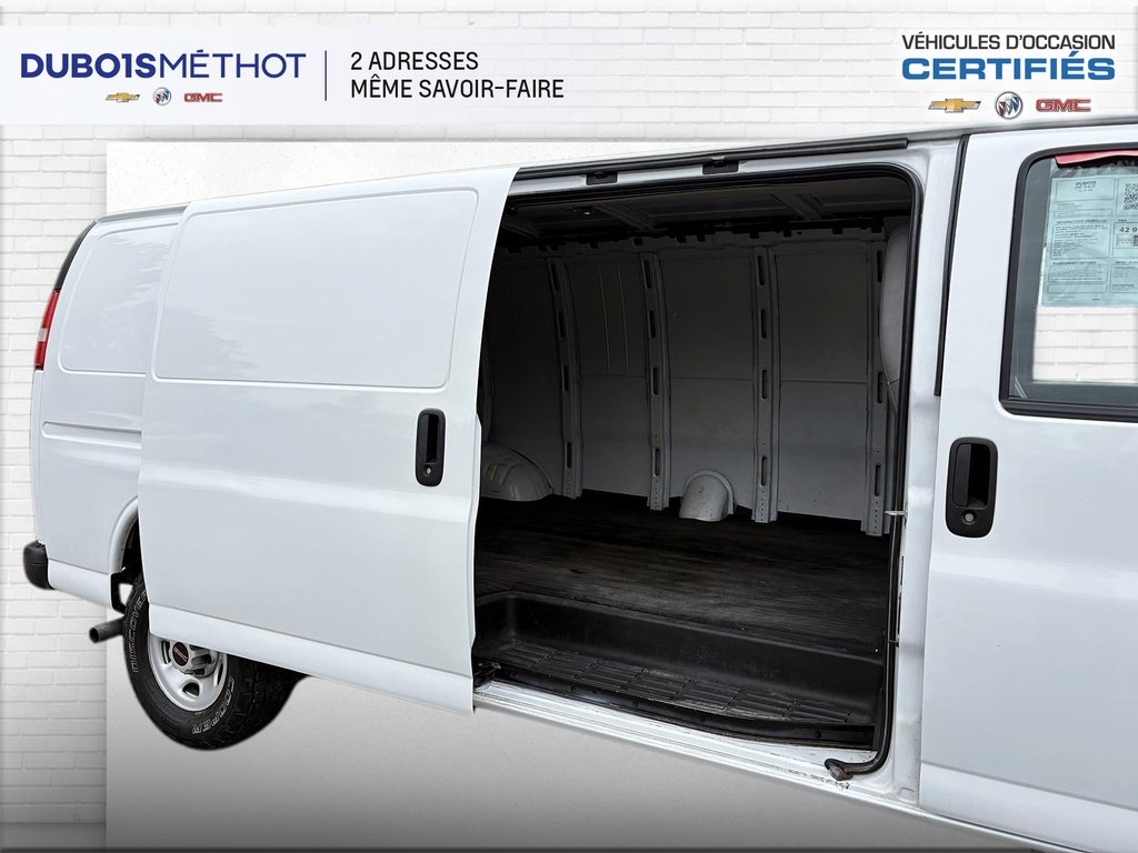 GMC Savana Cargo Van  2024 à Plessisville, Québec - 10 - w1024h768px