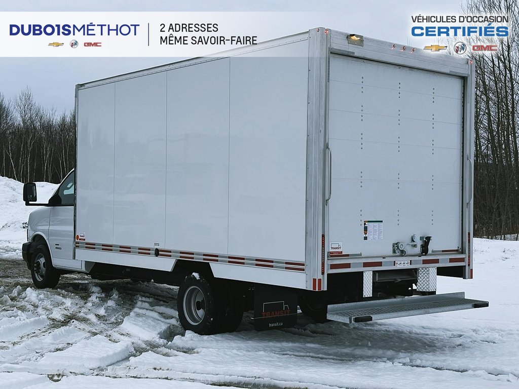 2024 GMC Savana Commercial Cutaway 4500, CUBE 16 PIEDS, V8 6.6L ESSENCE, DOULE ROUES! in Victoriaville, Quebec - 4 - w1024h768px