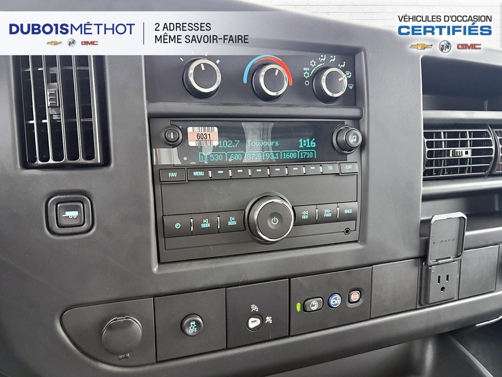 2024 GMC Savana Commercial Cutaway 4500, CUBE 16 PIEDS, V8 6.6L ESSENCE, DOULE ROUES! in Victoriaville, Quebec - 22 - w1024h768px