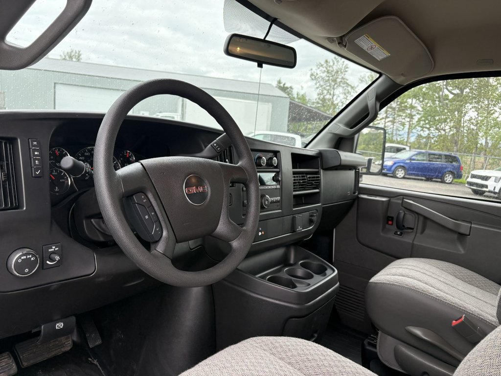 2026 GMC Savana in Plessisville, Quebec - 18 - w1024h768px