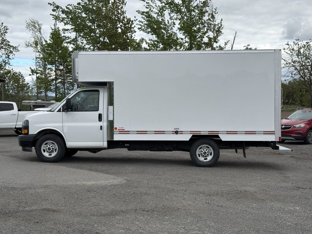 2026 GMC Savana in Plessisville, Quebec - 4 - w1024h768px