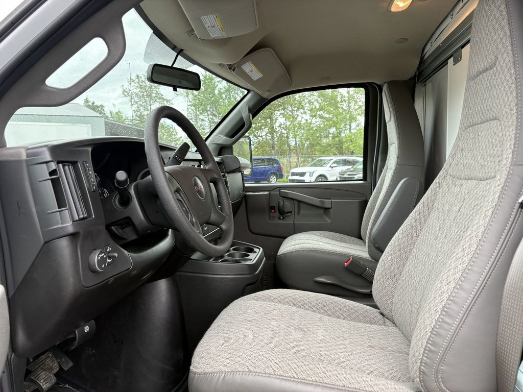2026 GMC Savana in Plessisville, Quebec - 15 - w1024h768px