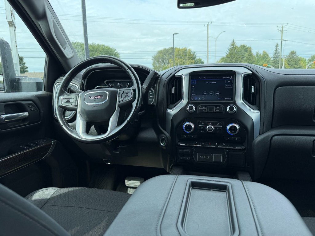 2021 GMC Sierra 1500 in Victoriaville, Quebec - 10 - w1024h768px