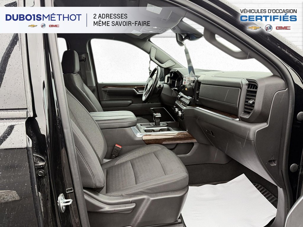 GMC Sierra 1500 ELEVATION, REMORQUAGE MAX NHT V8 5.3L, CREW 4X4 !! 2023 à Plessisville, Québec - 16 - w1024h768px