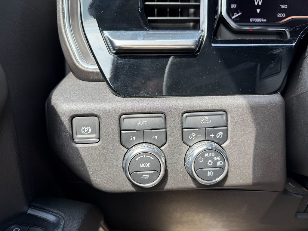 GMC Sierra 1500  2024 à Victoriaville, Québec - 25 - w1024h768px