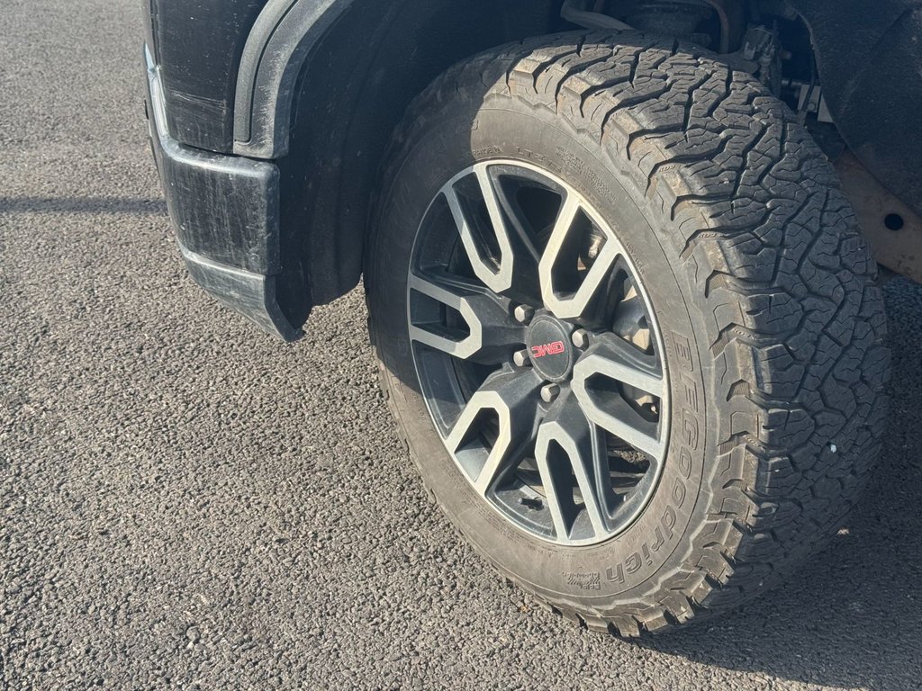 GMC Sierra 1500  2024 à Victoriaville, Québec - 2 - w1024h768px