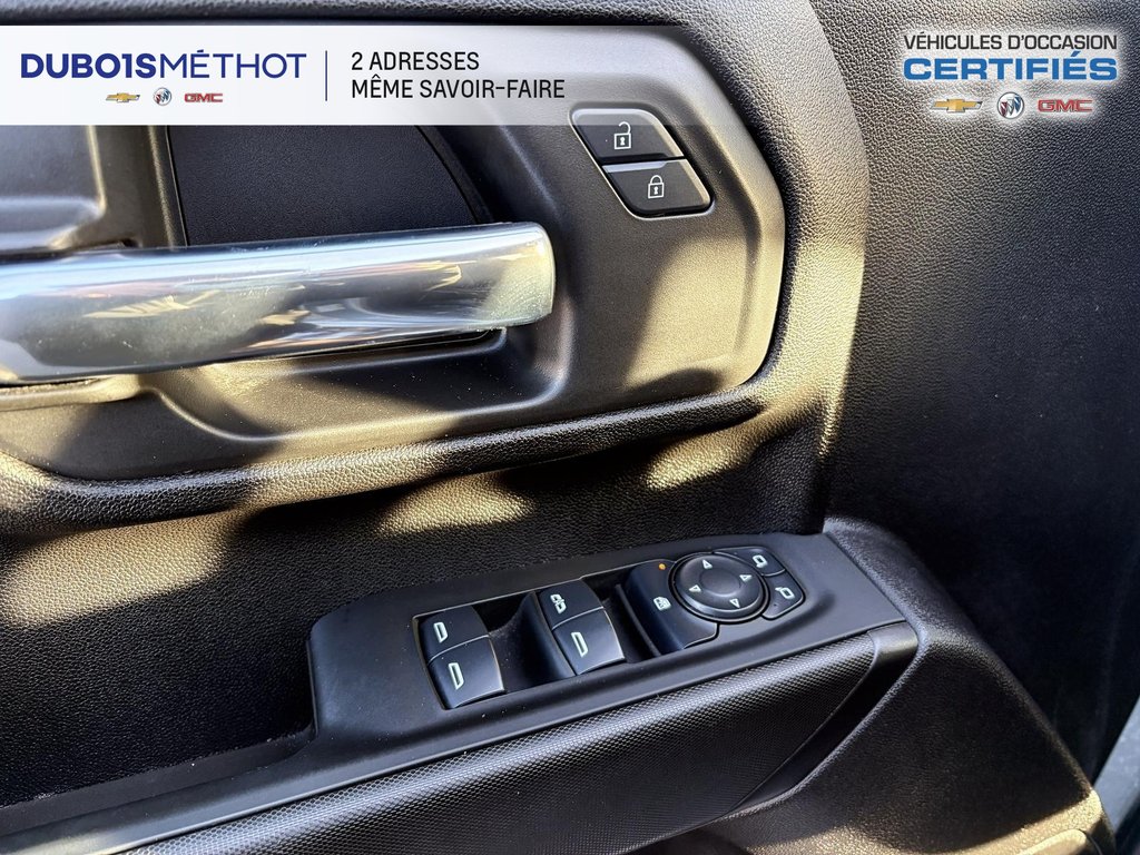 2024 GMC Sierra 2500HD PRO, CABINE DOUBLE, V8 6.6L DURAMAX, 4X4 !!! in Victoriaville, Quebec - 15 - w1024h768px