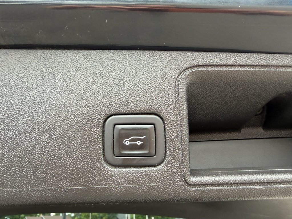 GMC Terrain  2020 à Victoriaville, Québec - 12 - w1024h768px
