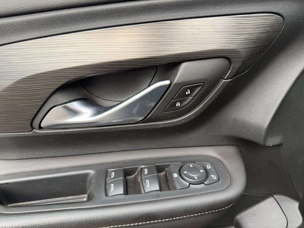 2022 GMC Terrain in Plessisville, Quebec - 17 - w1024h768px