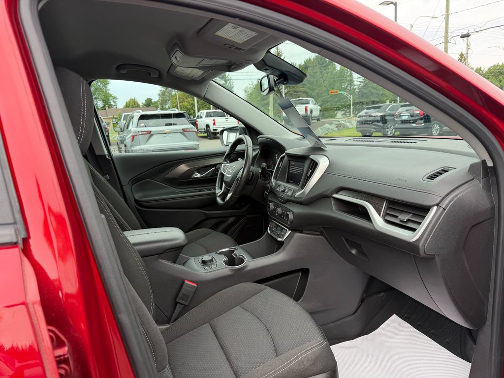2024 GMC Terrain in Plessisville, Quebec - 14 - w1024h768px