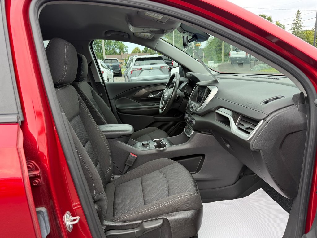 2024 GMC Terrain in Plessisville, Quebec - 13 - w1024h768px