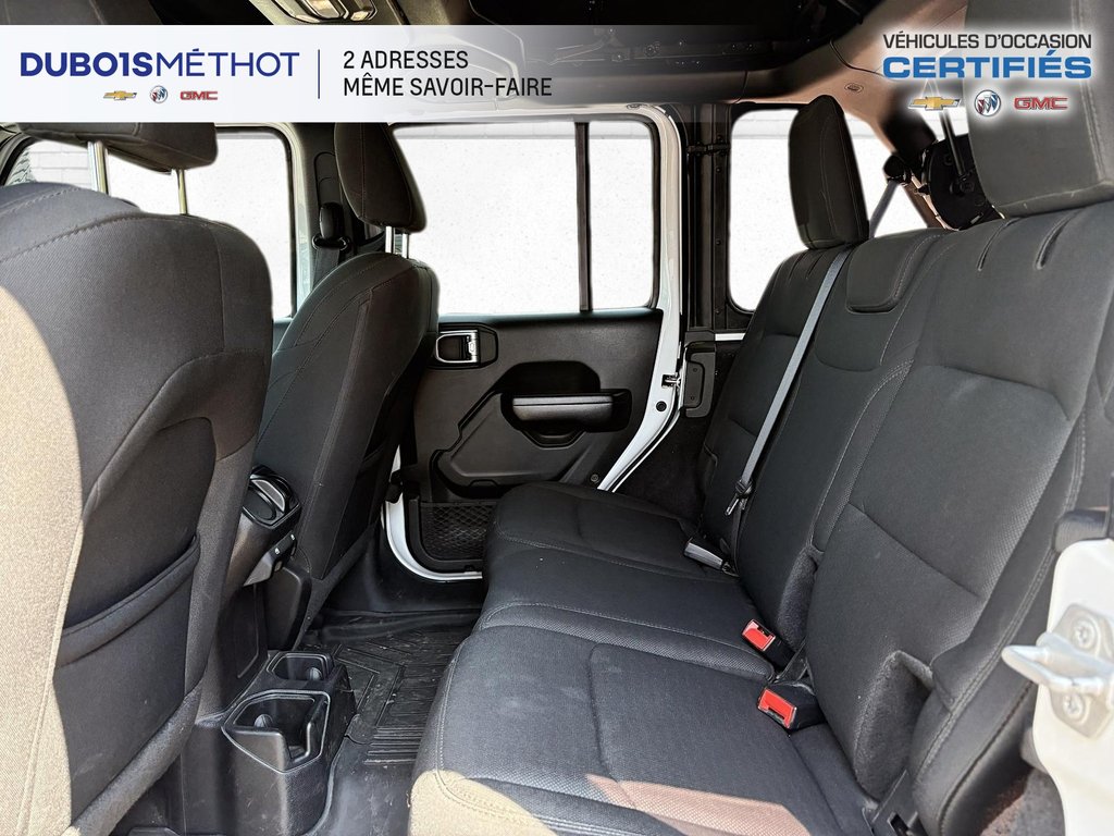 2021 Jeep Wrangler UNLIMITED SPORT ALTITUDE, V6 3.6L, AUTO, 4X4 !!! in Plessisville, Quebec - 11 - w1024h768px