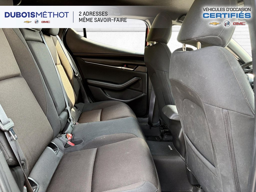 2023 Mazda 3 Sport in Victoriaville, Quebec - 12 - w1024h768px