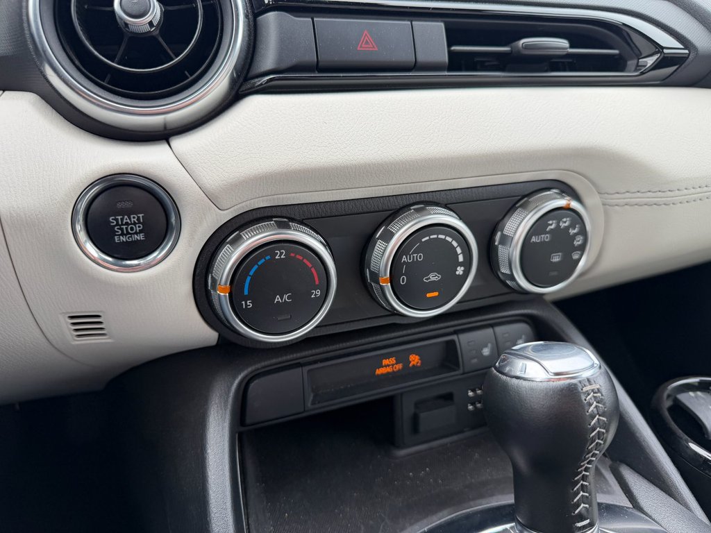 Mazda MX-5  2022 à Plessisville, Québec - 22 - w1024h768px