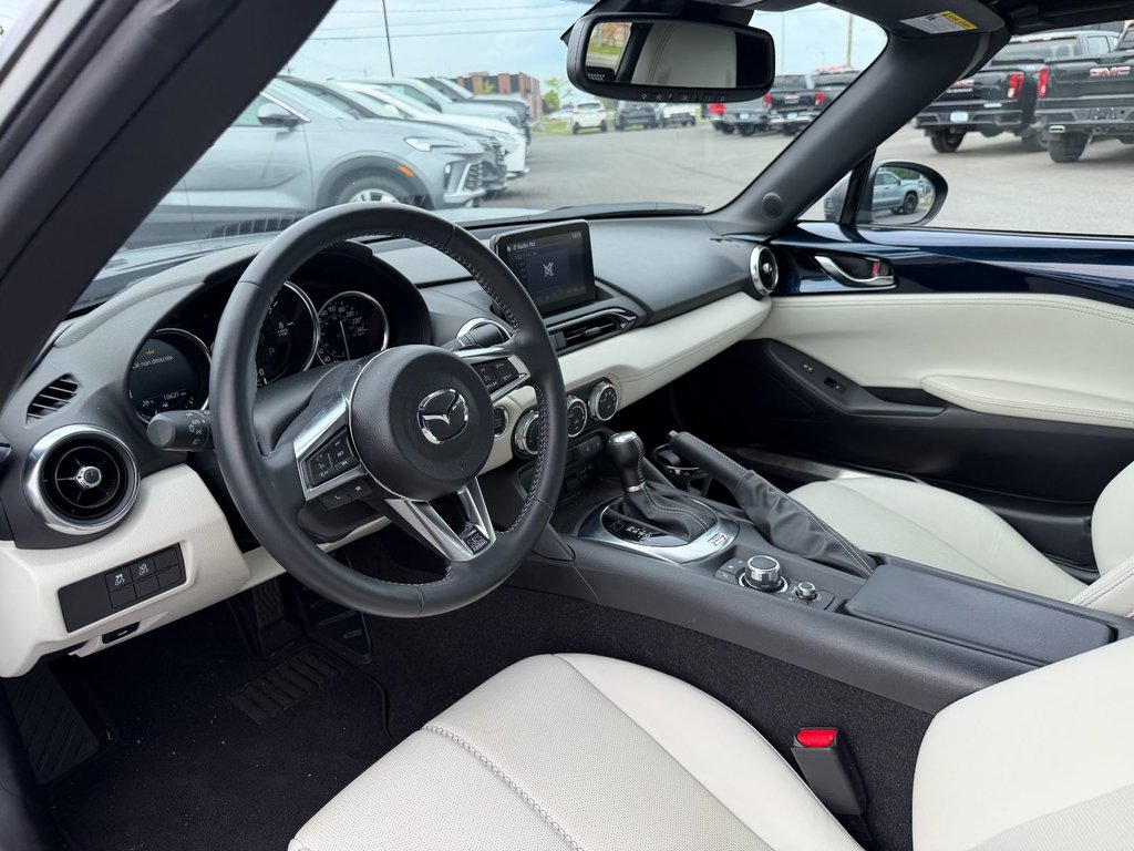 Mazda MX-5  2022 à Plessisville, Québec - 18 - w1024h768px